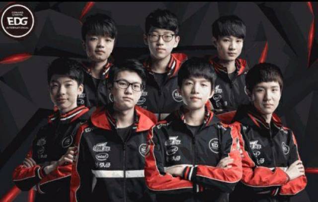 彰显实力与 彰显实力与