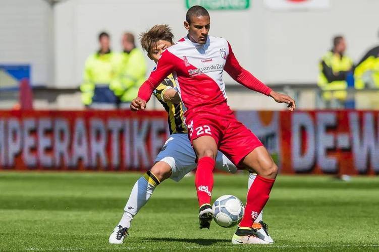 关键篮板球 关键篮板球